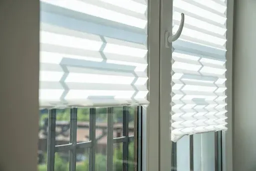 kolor plis okiennych